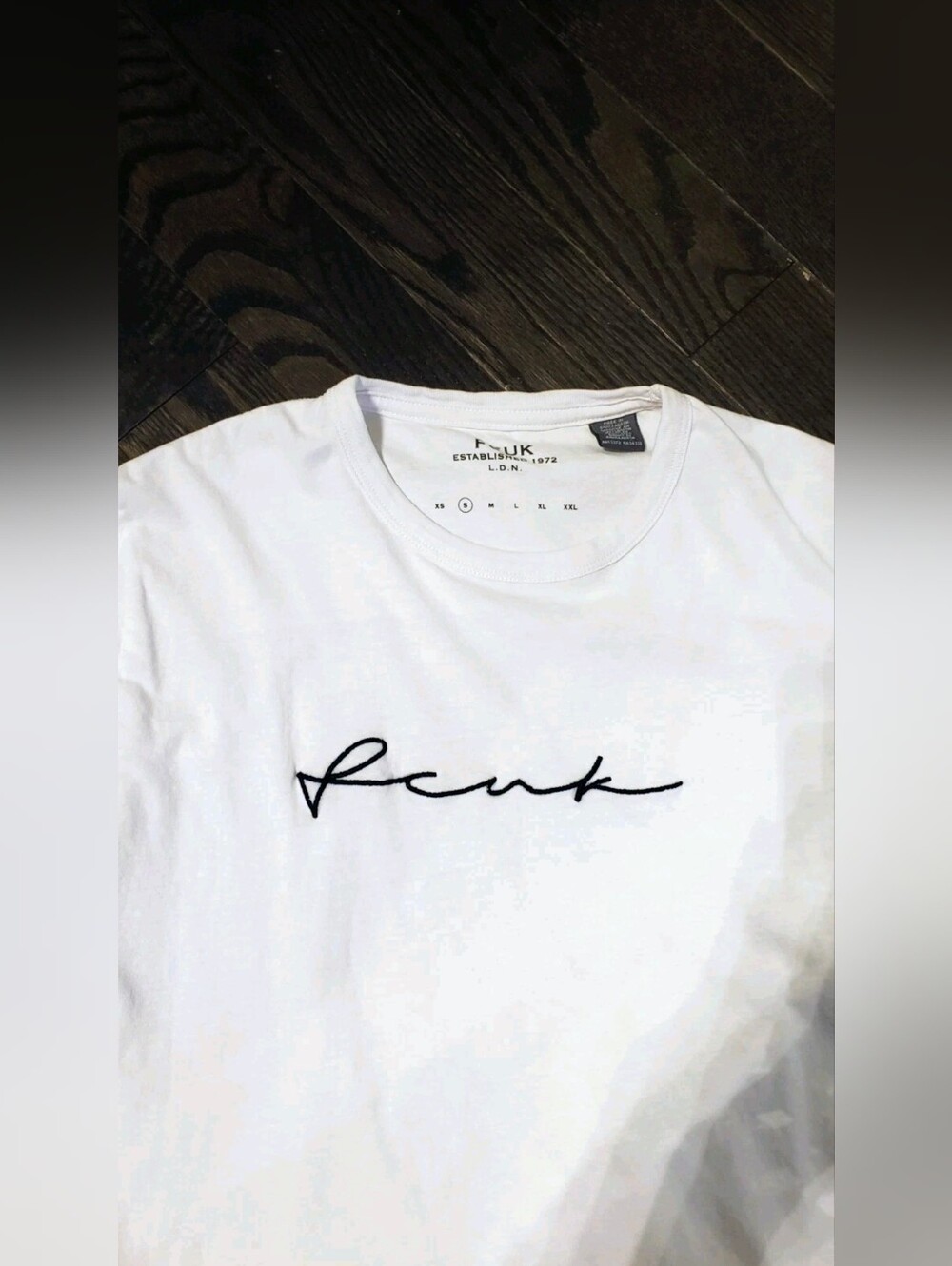 French Connection White Script-Logo Crewneck T-Shirt - Men FCUK T- SHIRT - Picture 3 of 7